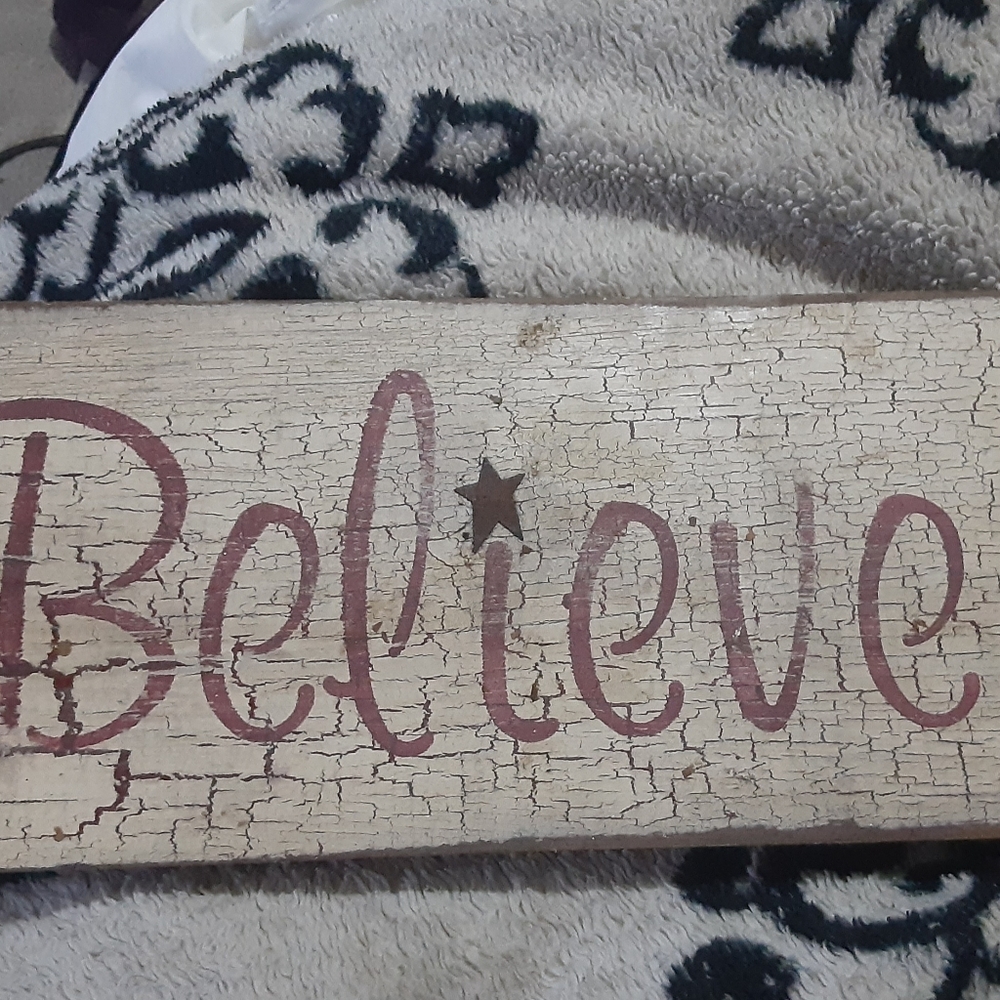 Believe Decor